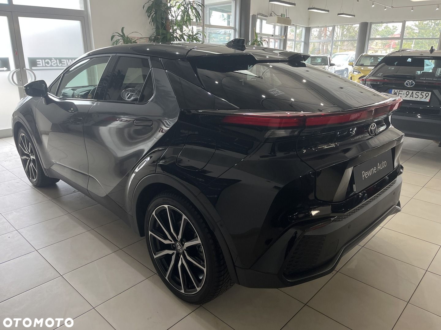 Toyota C-HR 2.0 Hybrid Dynamic Force GR Sport Premiere Edition - 2