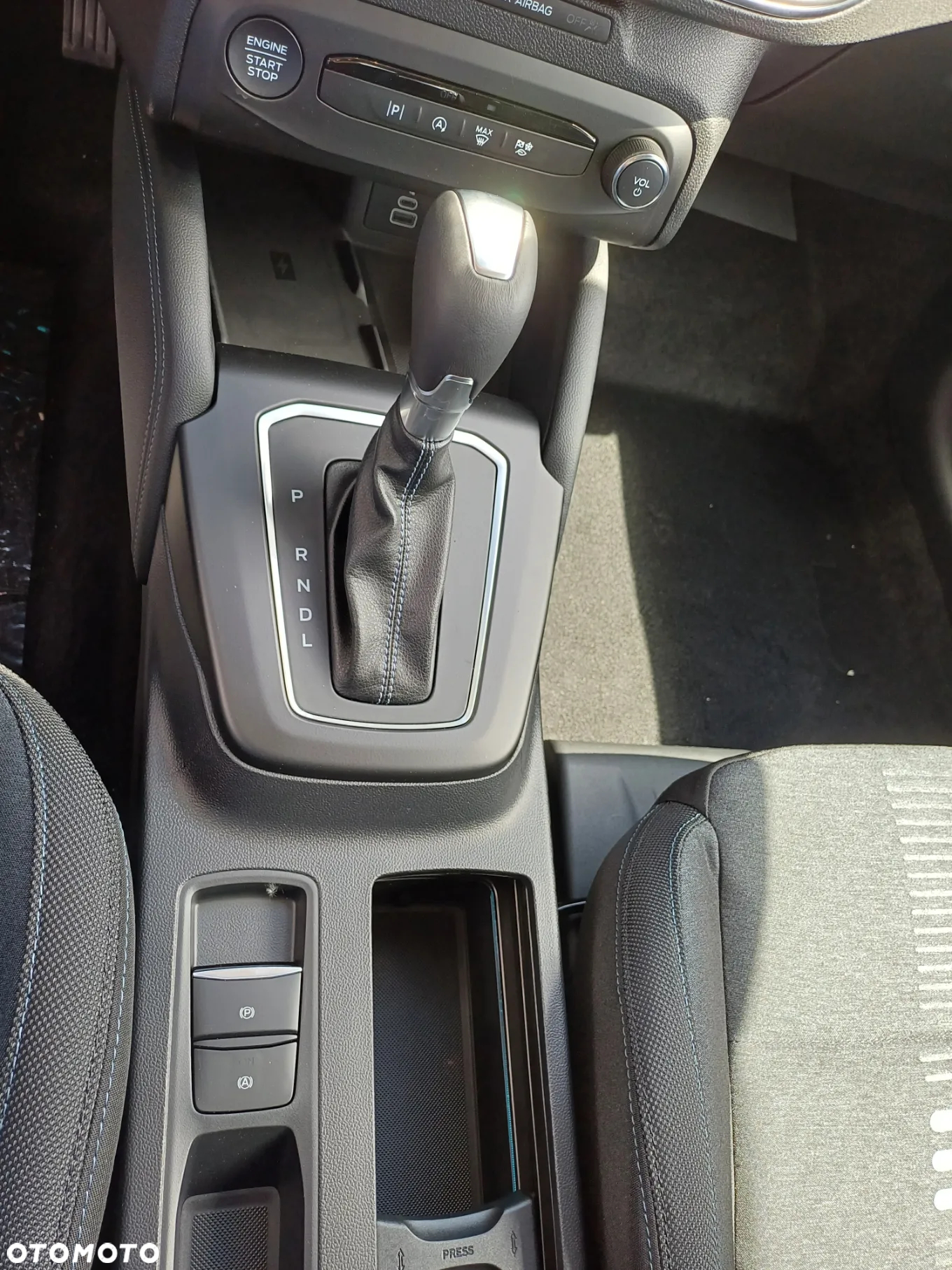Ford Focus 1.0 EcoBoost mHEV Active X - 17