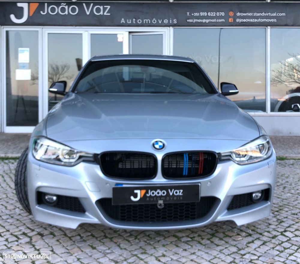 BMW 330 e iPerformance Pack M - 4