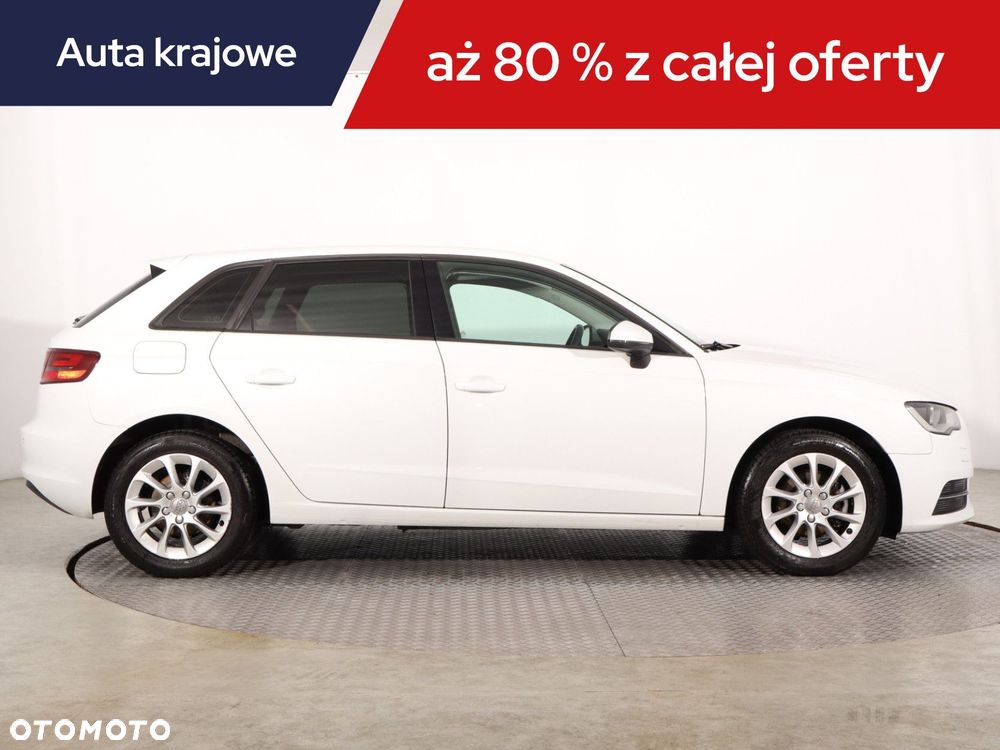 Audi A3 Sportback - 8