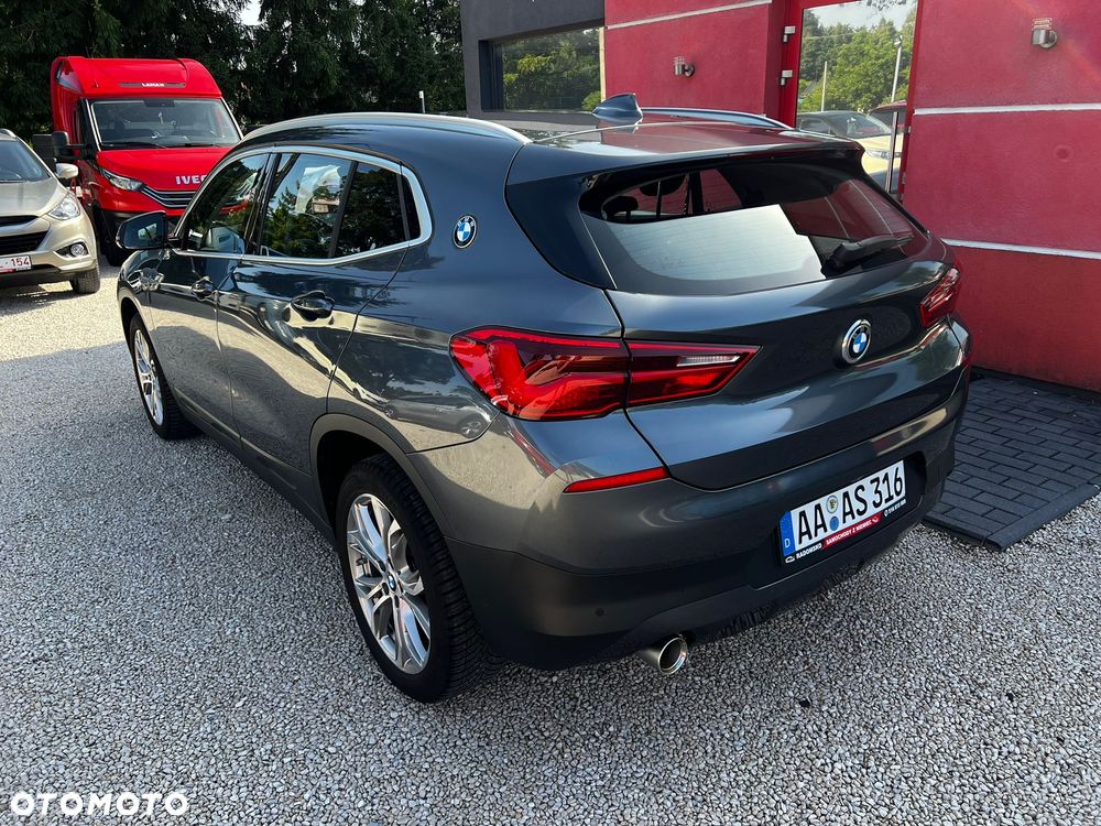 BMW X2 sDrive18i Advantage Plus - 4