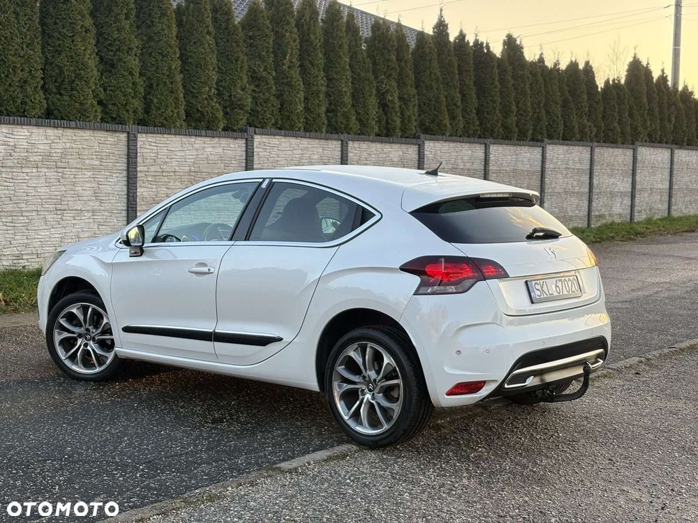 Citroën DS4 HDi 165 SportChic - 10