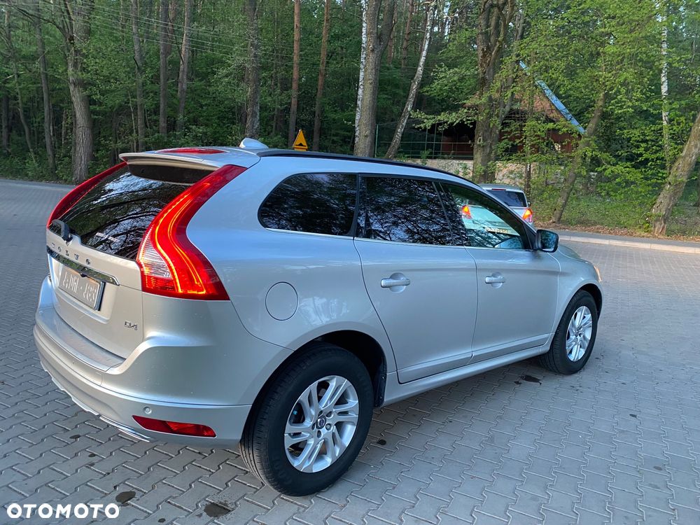 Volvo XC 60 D4 Geartronic Momentum - 9