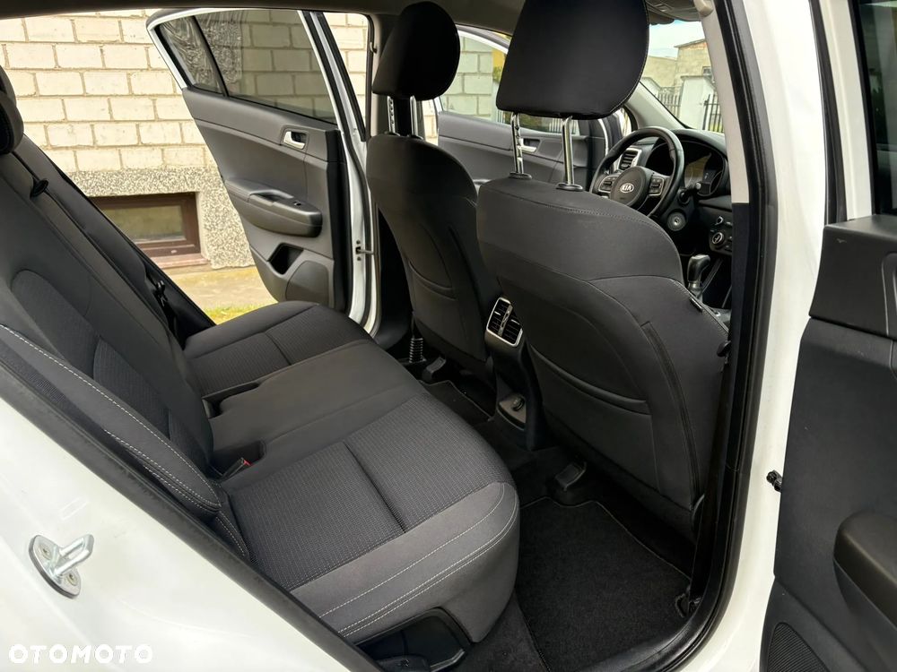 Kia Sportage - 16