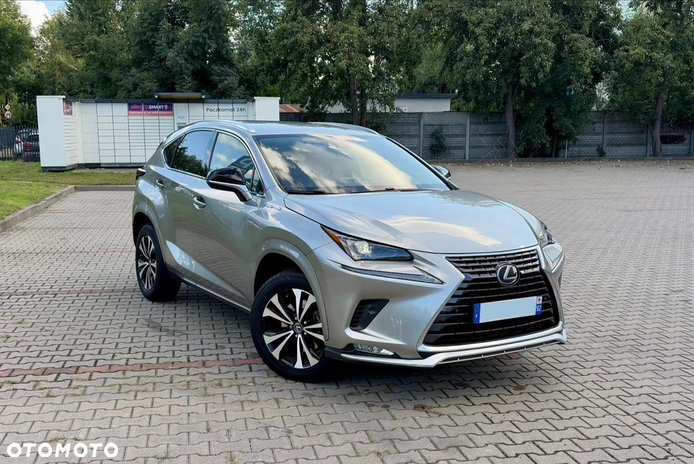 Lexus NX 300h Style Edition - 3