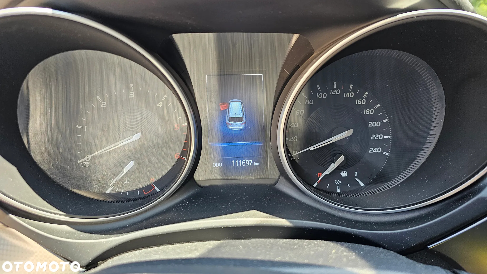 Toyota Avensis 2.0 D-4D Premium - 17