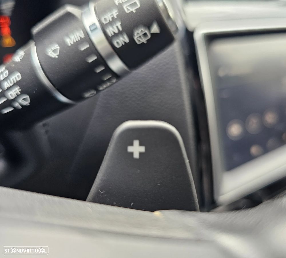 Jaguar F-Pace 25d AWD Aut. Prestige - 37