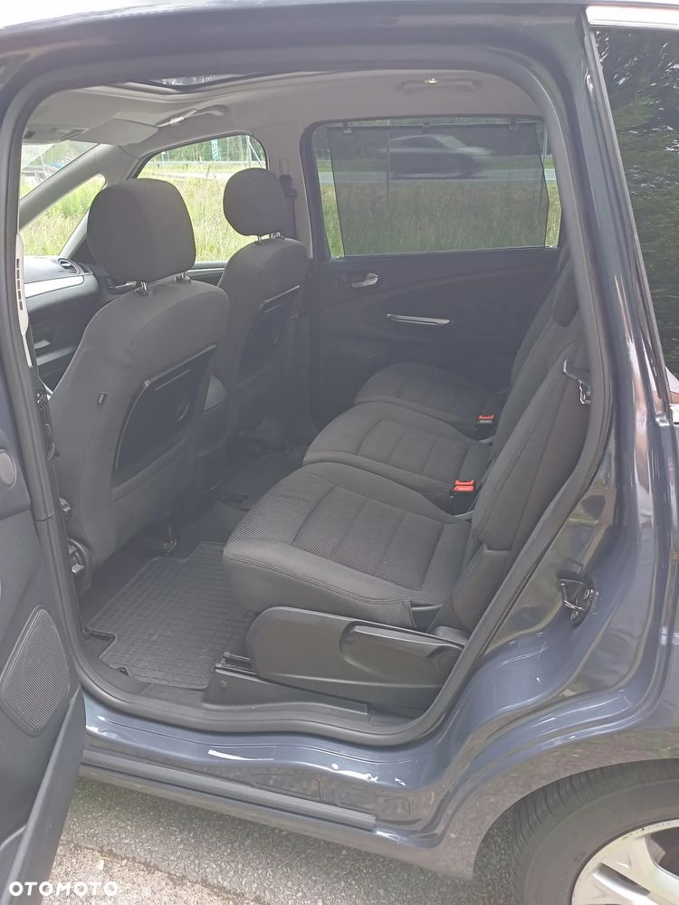 Ford S-Max - 10