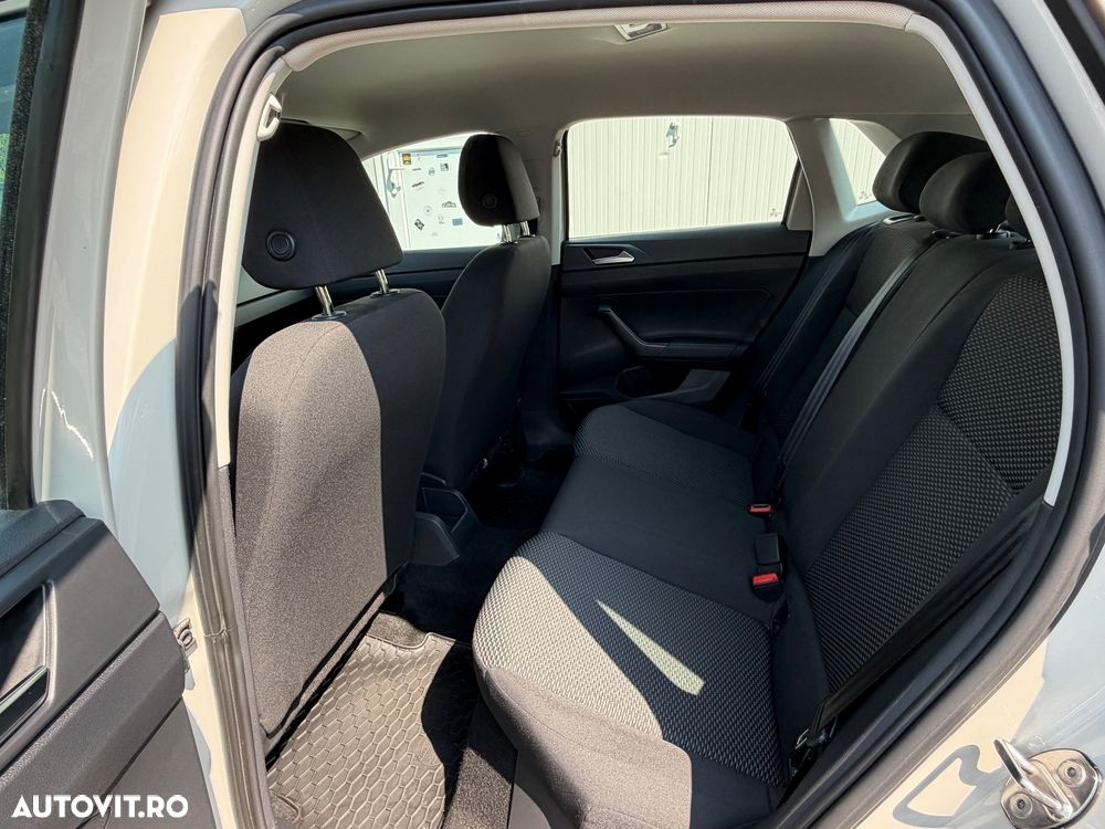 Volkswagen Polo - 9