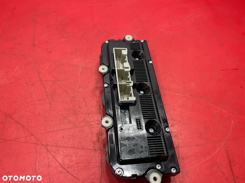KLIMATRONIK PANEL STEROWNIK OGRZEWANIA VW PASSAT B6 - 4