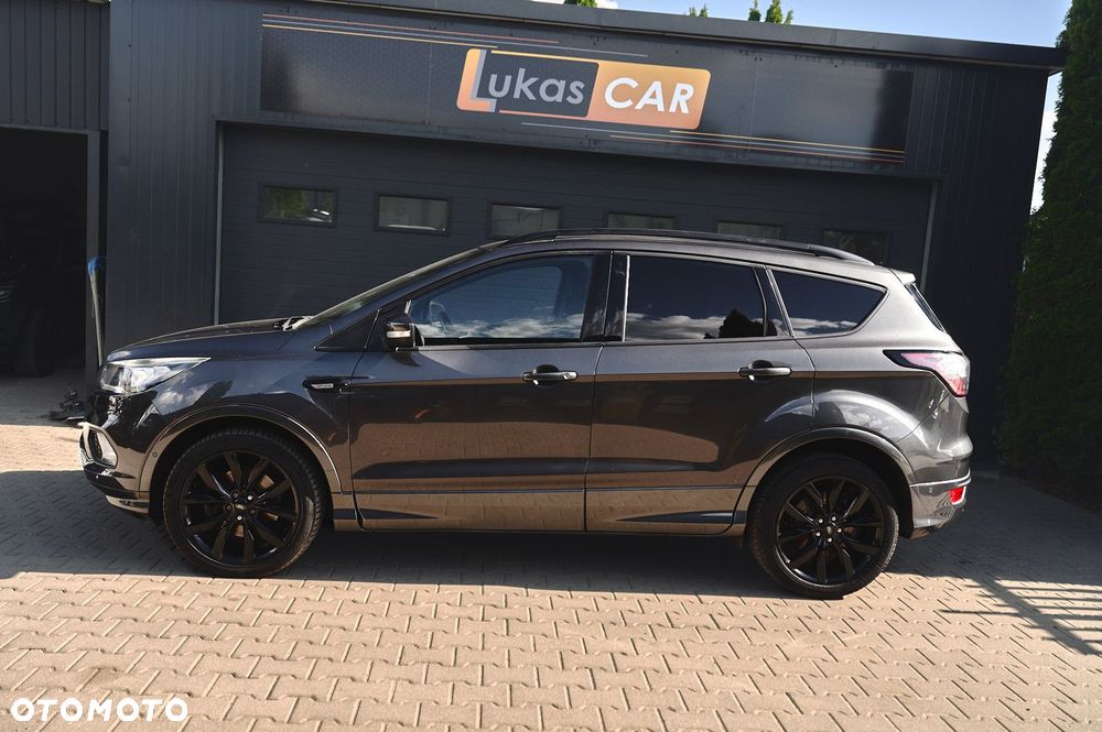 Ford Kuga - 10