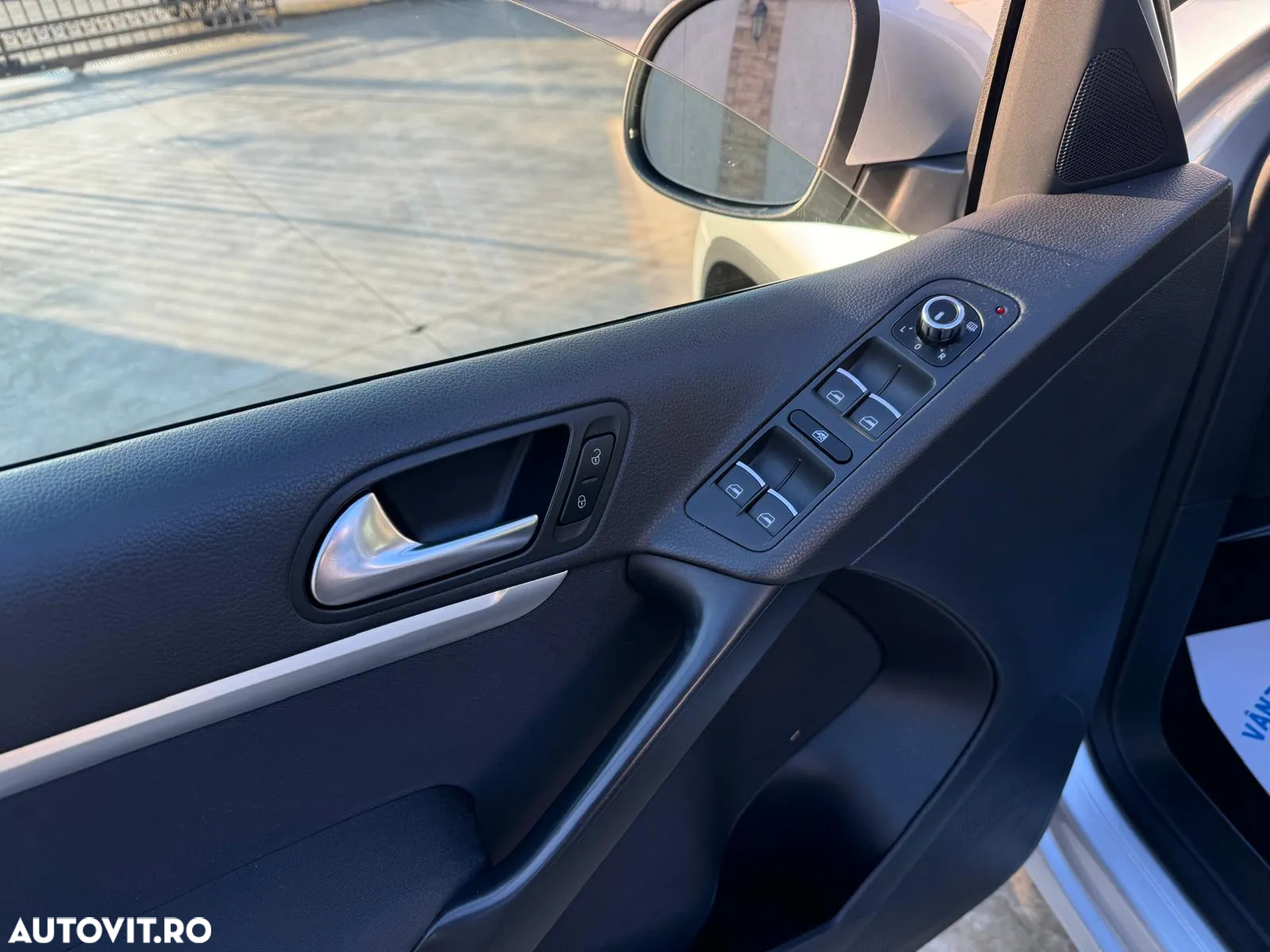 Volkswagen Tiguan - 13
