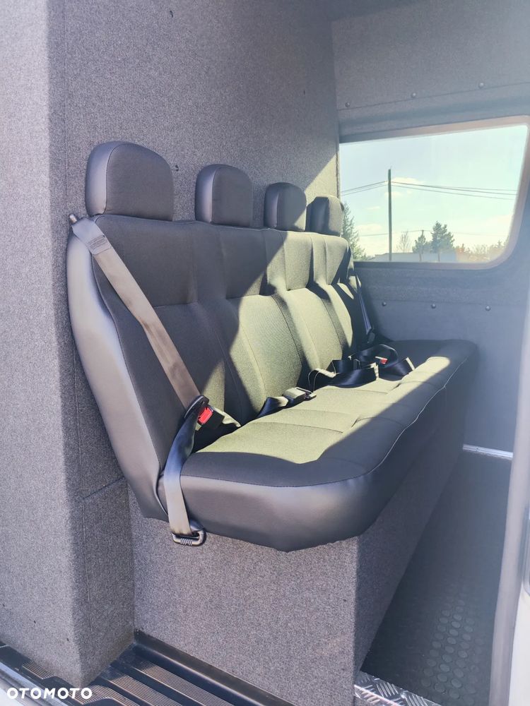 Mercedes-Benz SPRINTER - 12
