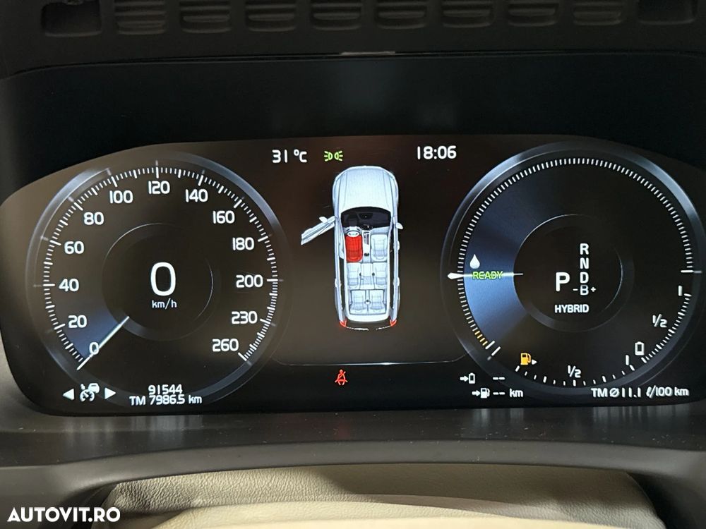 Volvo XC 90 Recharge T8 eAWD R-Design - 11