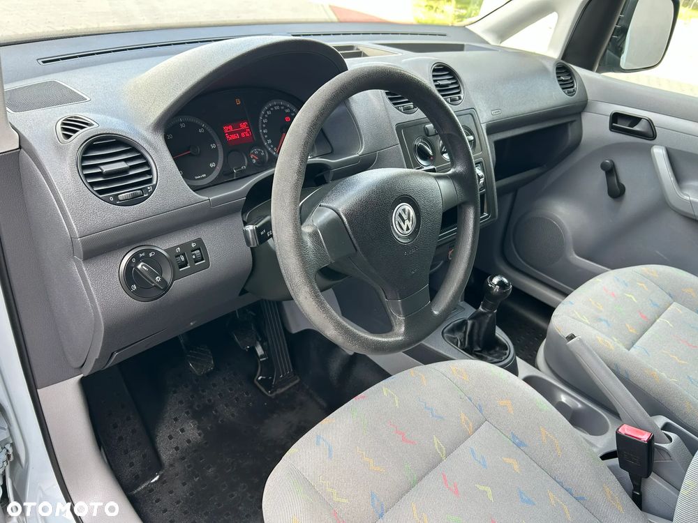 Volkswagen Caddy - 22