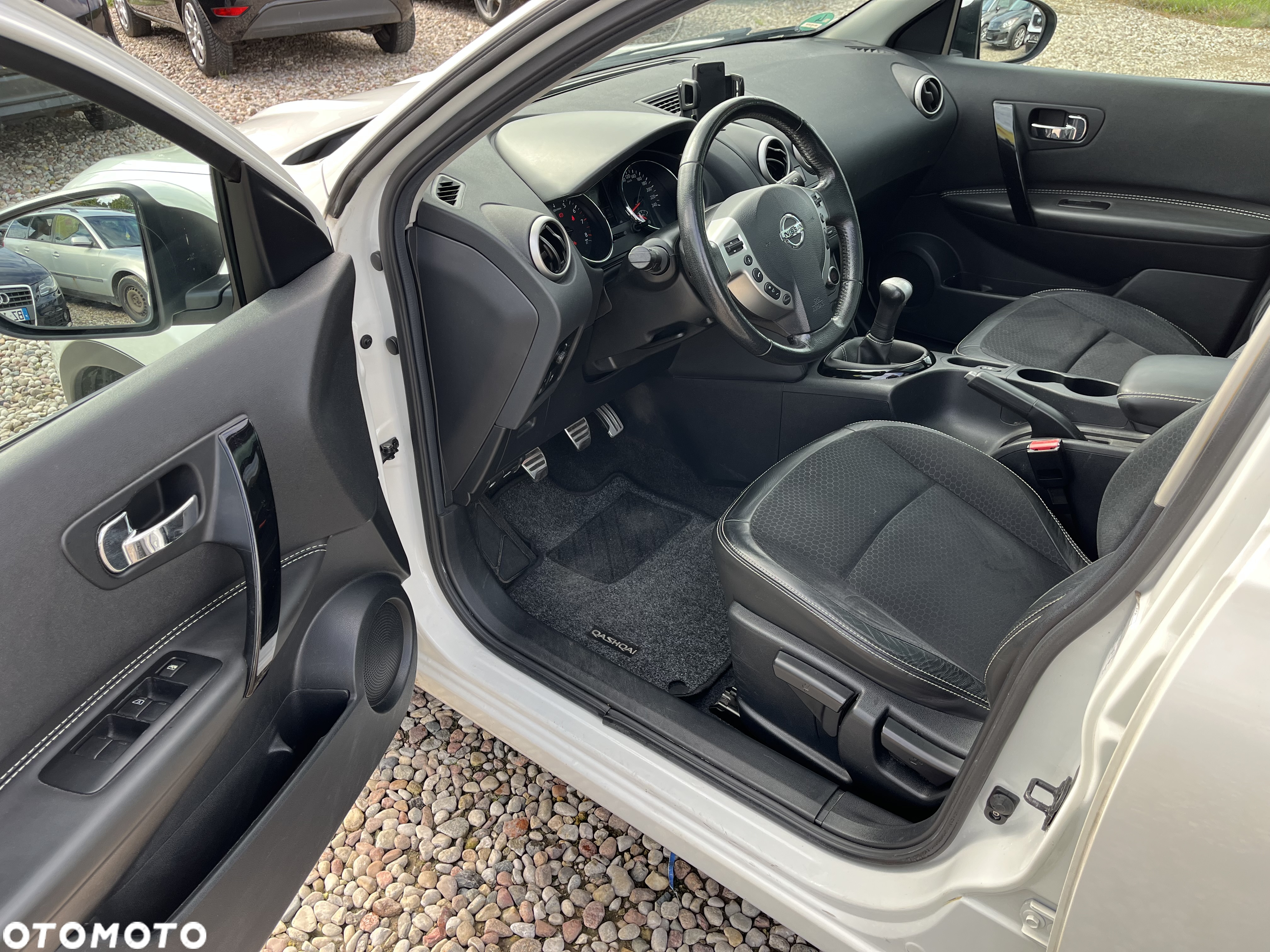 Nissan Qashqai - 8