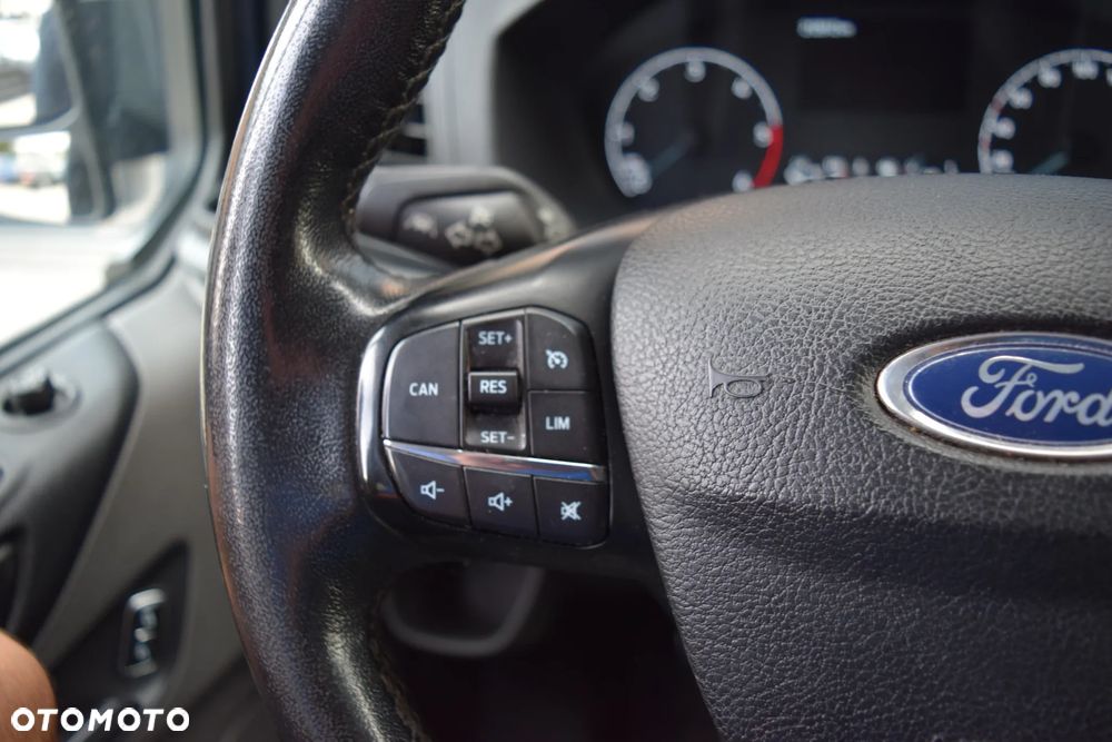 Ford Transit Custom - 21