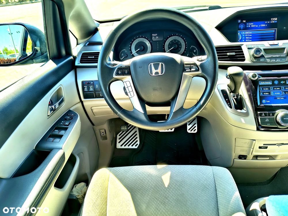 Honda Odyssey 3.5 EX - 13