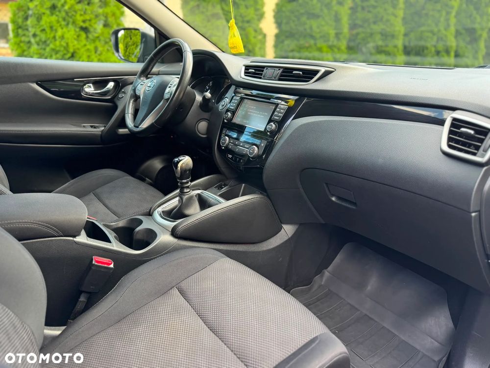 Nissan Qashqai 1.2 DIG-T Acenta EU6 - 12