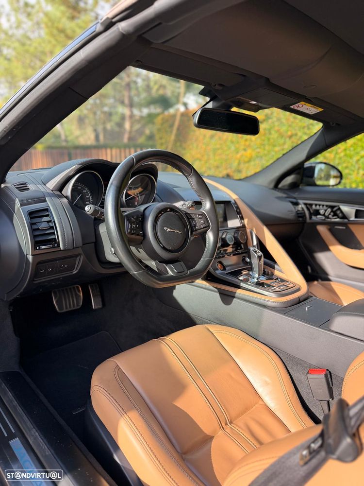 Jaguar F-Type 3.0 V6 S/C S Auto - 11