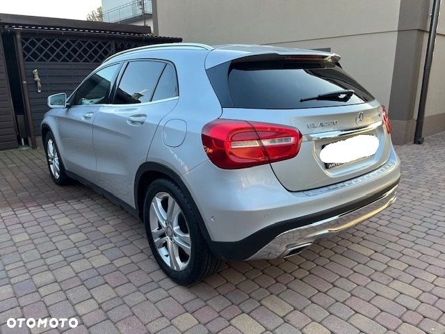 Mercedes-Benz GLA 220 CDI 4Matic 7G-DCT - 4