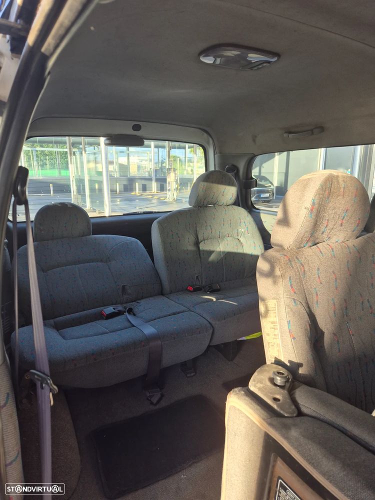 Hyundai H-1 Starex - 8