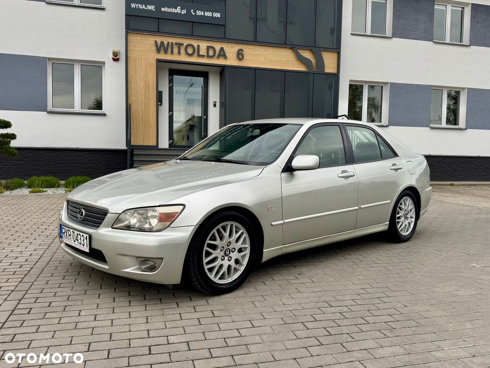 Lexus IS 200 - 13