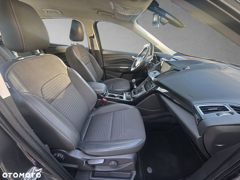 Ford Kuga 1.5 TDCi FWD Titanium - 14