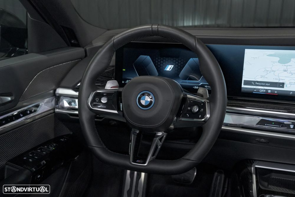 BMW 750 e xDrive - 10