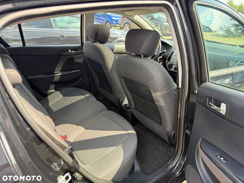 Hyundai i20 1.2 Comfort - 21