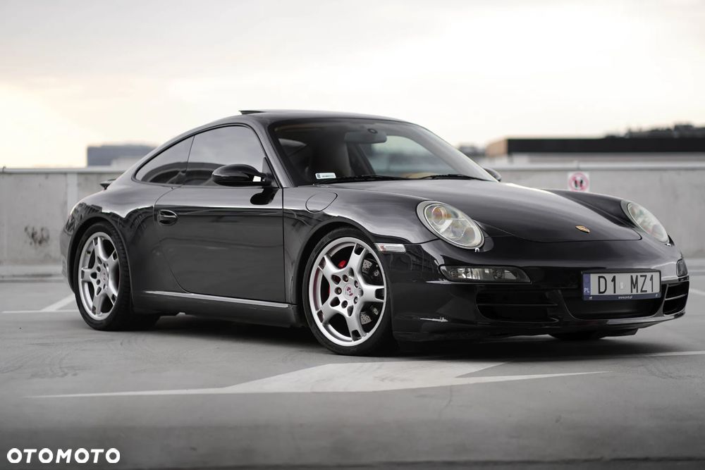 Porsche 911 Carrera - 13