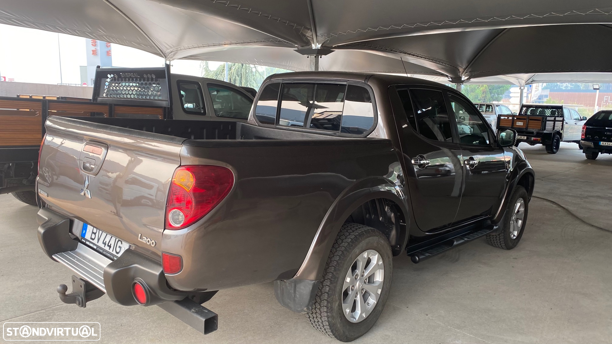 Mitsubishi L200 Pick Up 4x4 Intense Cabine Dupla - 11