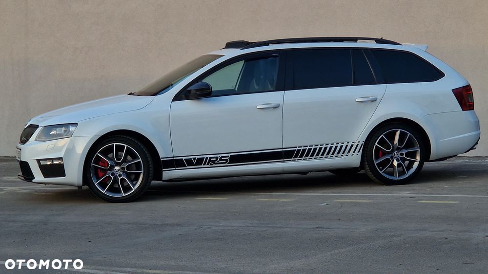 Skoda Octavia 2.0 TDI (Green tec) DSG RS - 12