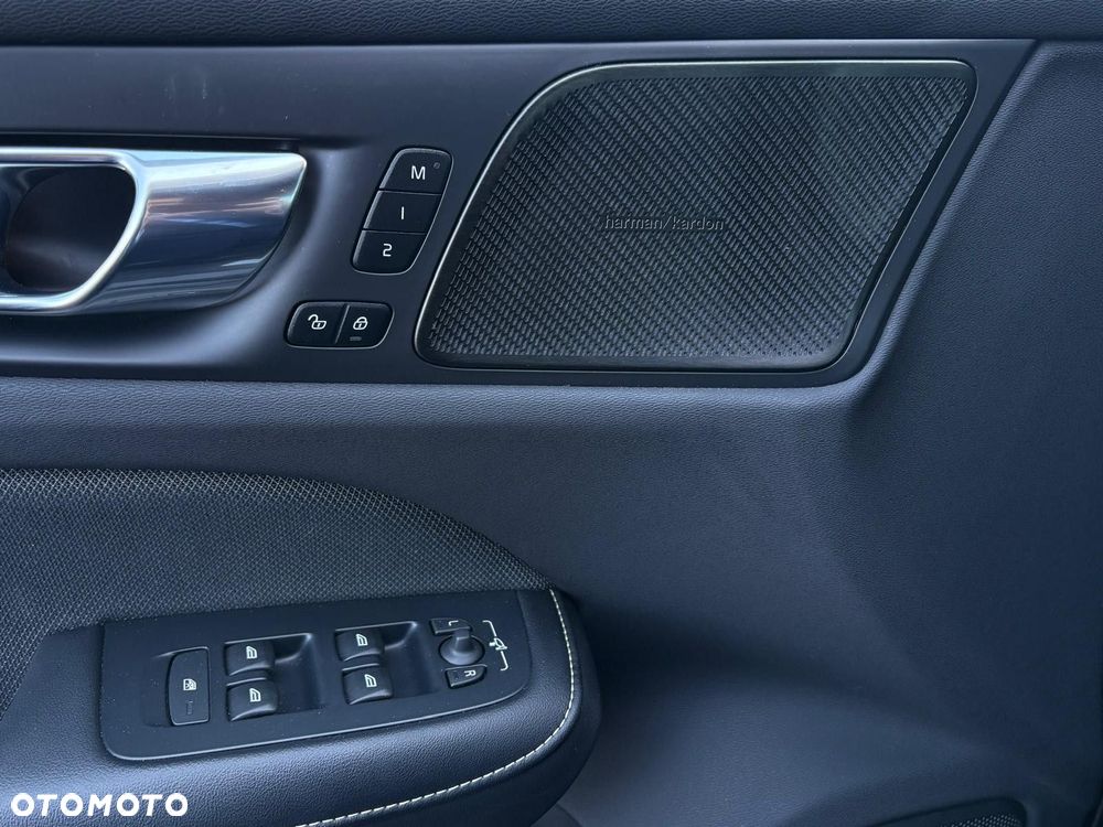 Volvo S60 - 12