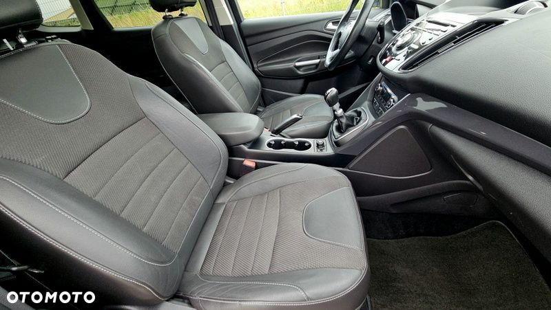 Ford Kuga 2.0 TDCi 4x4 Trend - 27