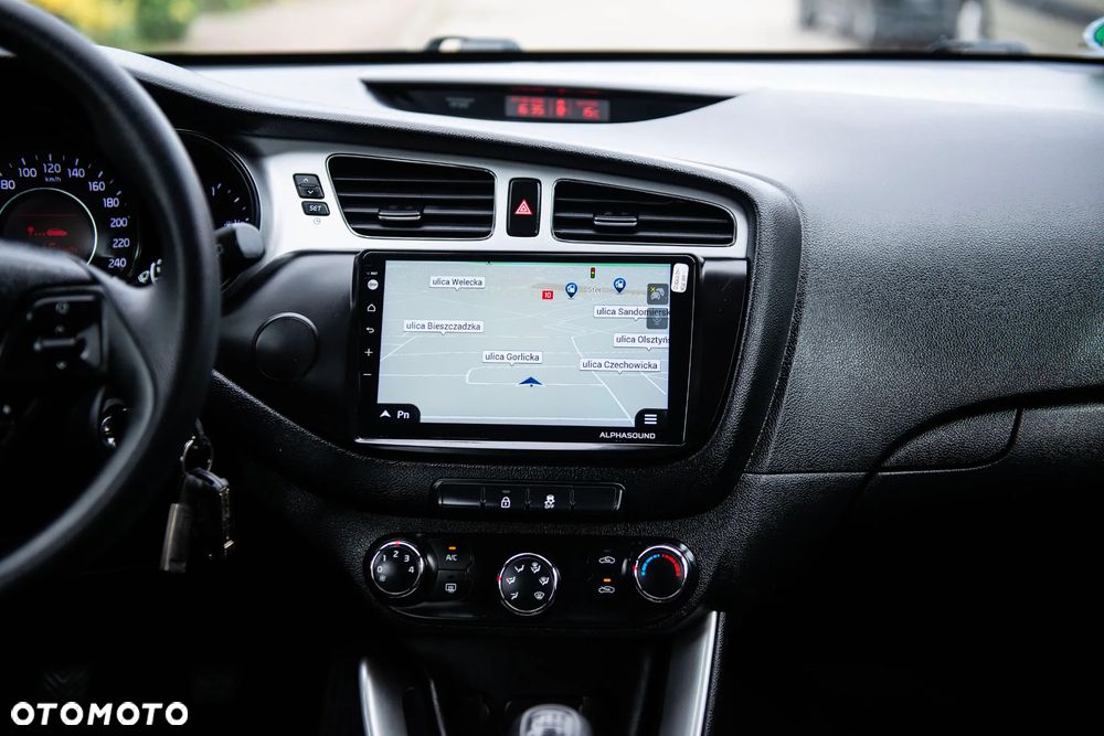 Kia Ceed 1.4 CVVT Vision - 36