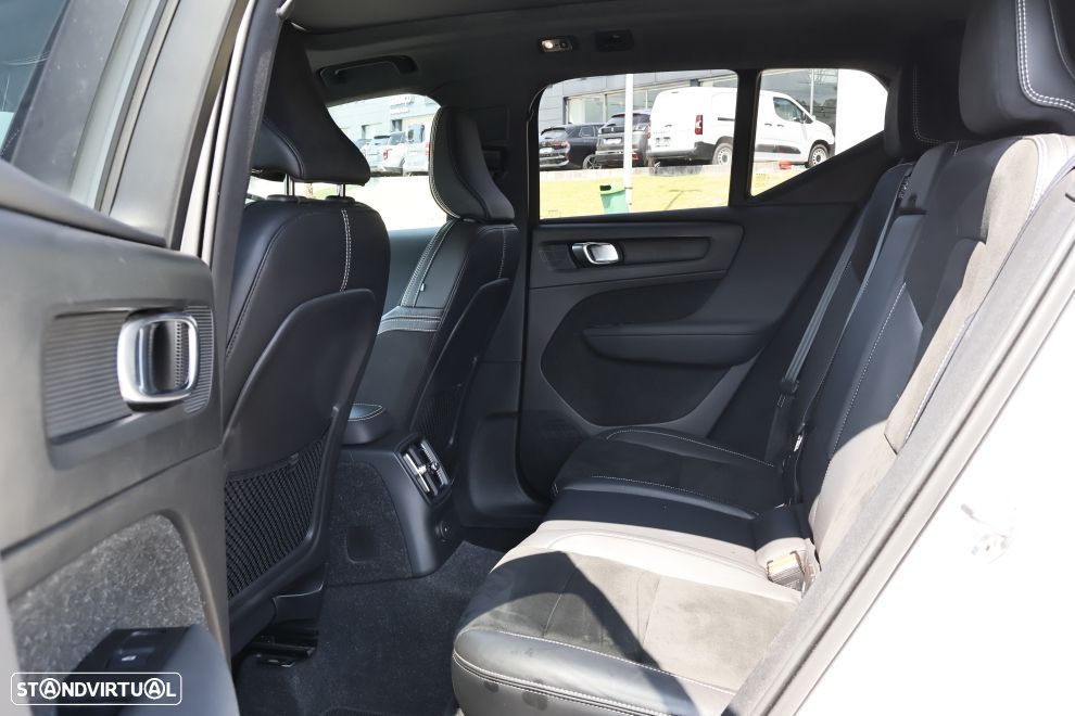 Volvo XC 40 1.5 T4 PHEV R-Design - 17