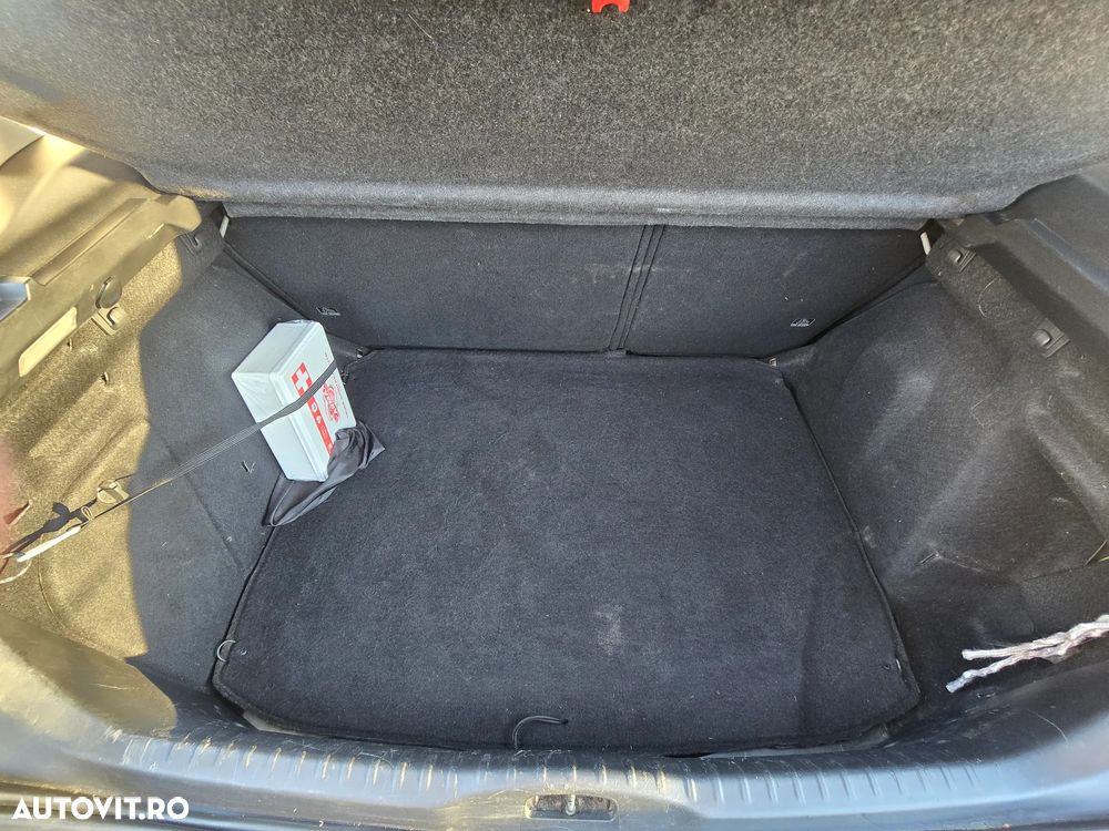 Peugeot 308 1.6E Confort Pack - 6