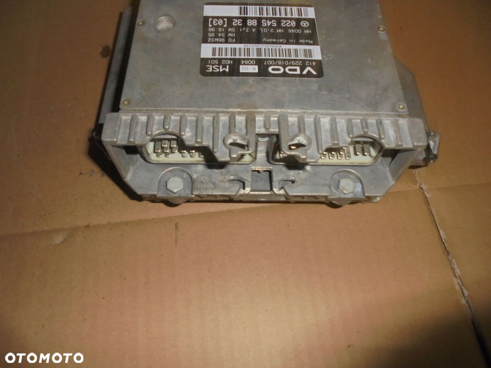 KOMPUTER MERCEDES W210 2.0 0225458832 - 2