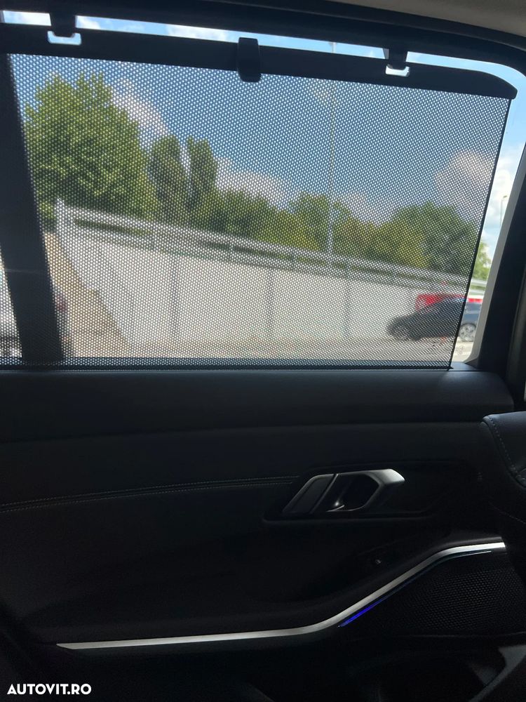 BMW Seria 3 320d Aut. Advantage - 30