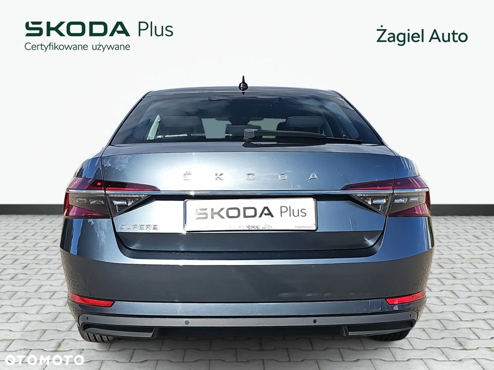 Skoda Superb 2.0 TDI Ambition DSG - 4