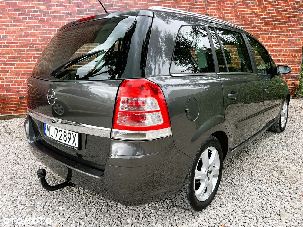 Opel Zafira - 4