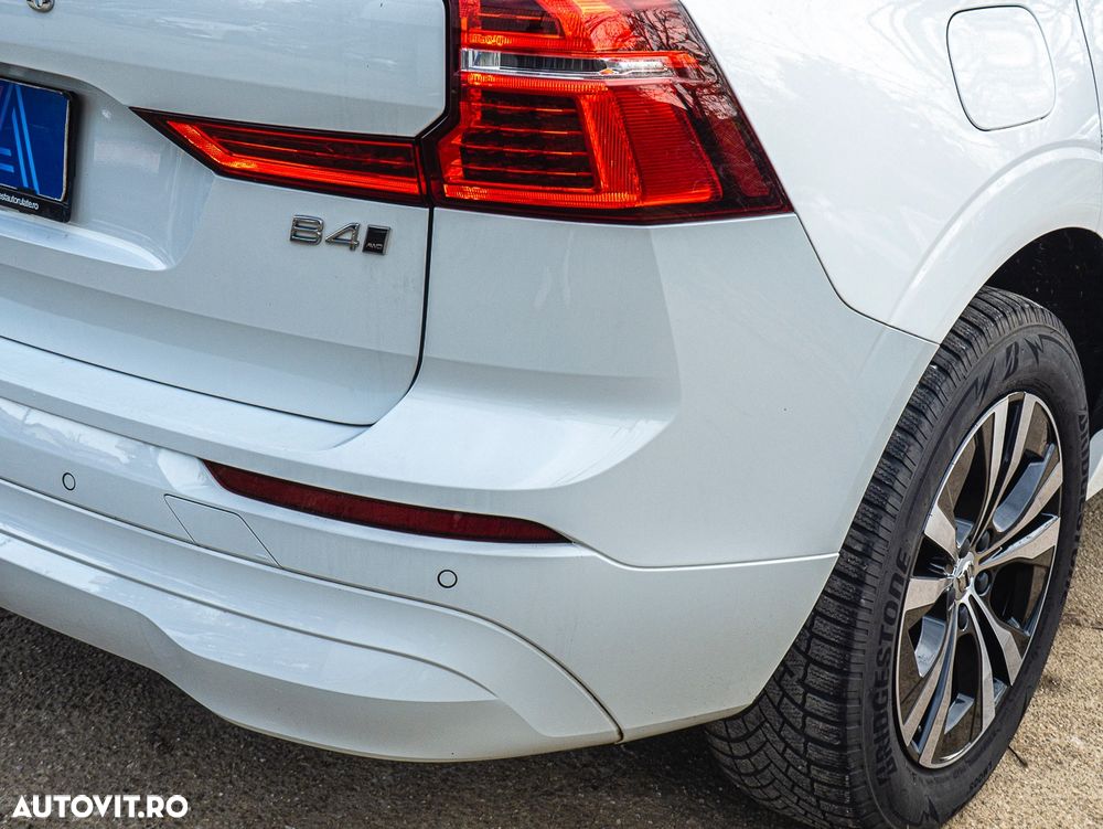 Volvo XC 60 B4 D AWD Geartronic Momentum - 30