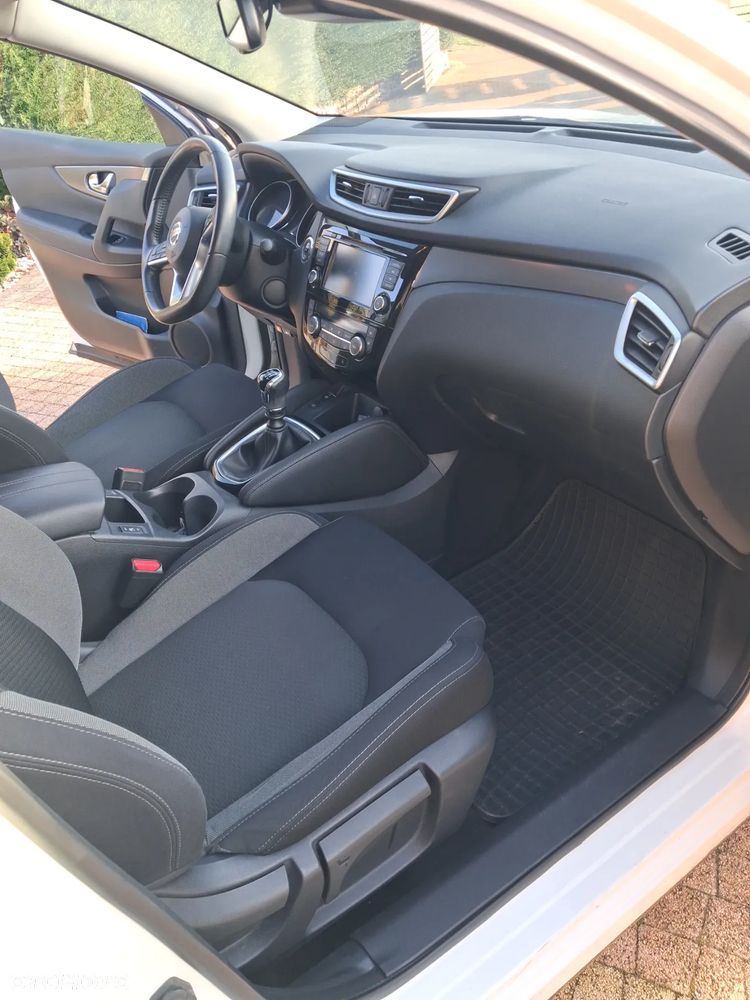 Nissan Qashqai 1.3 DIG-T N-WAY - 9