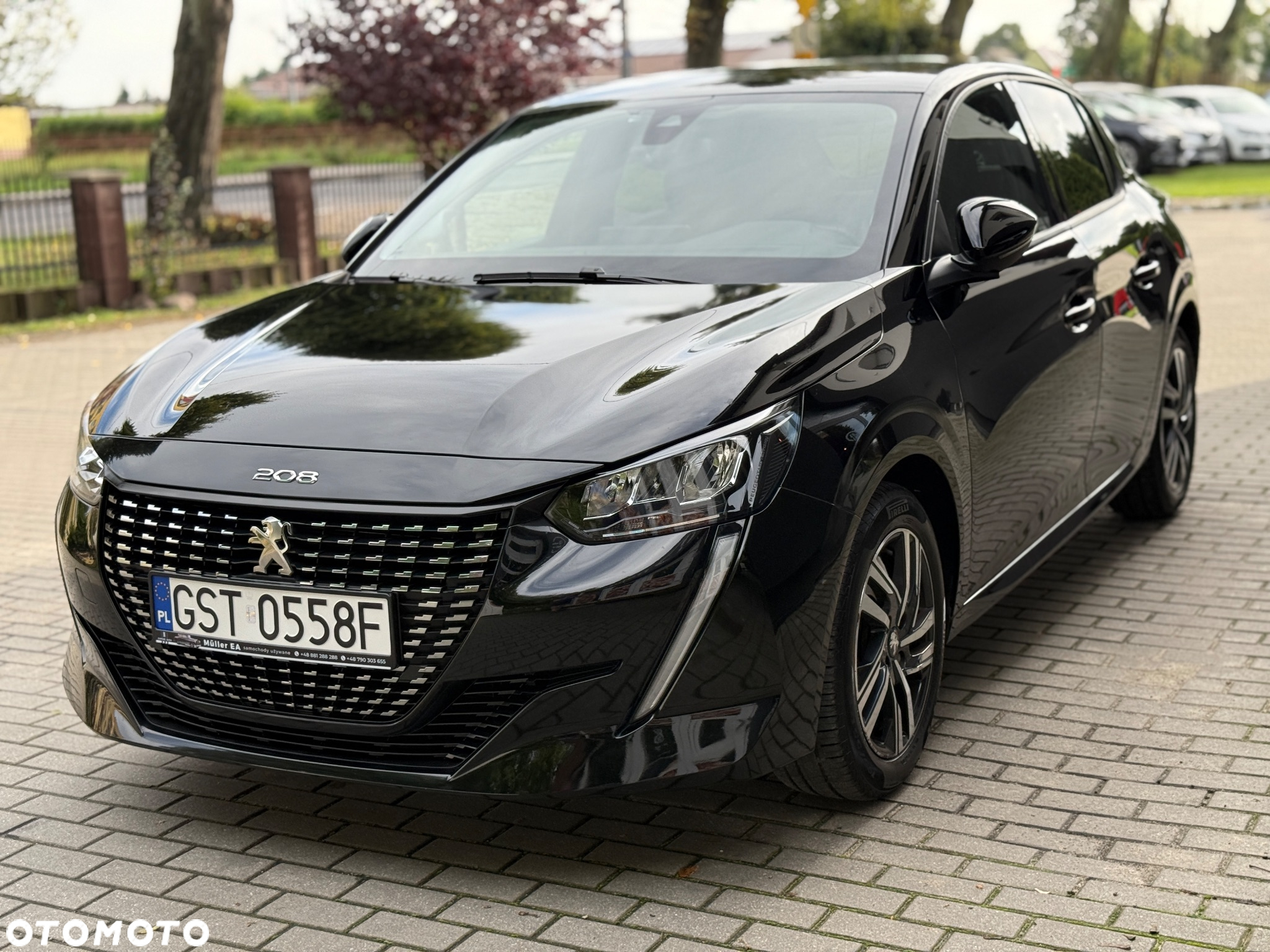 Peugeot 208 PureTech 100 EAT8 Allure Pack - 2