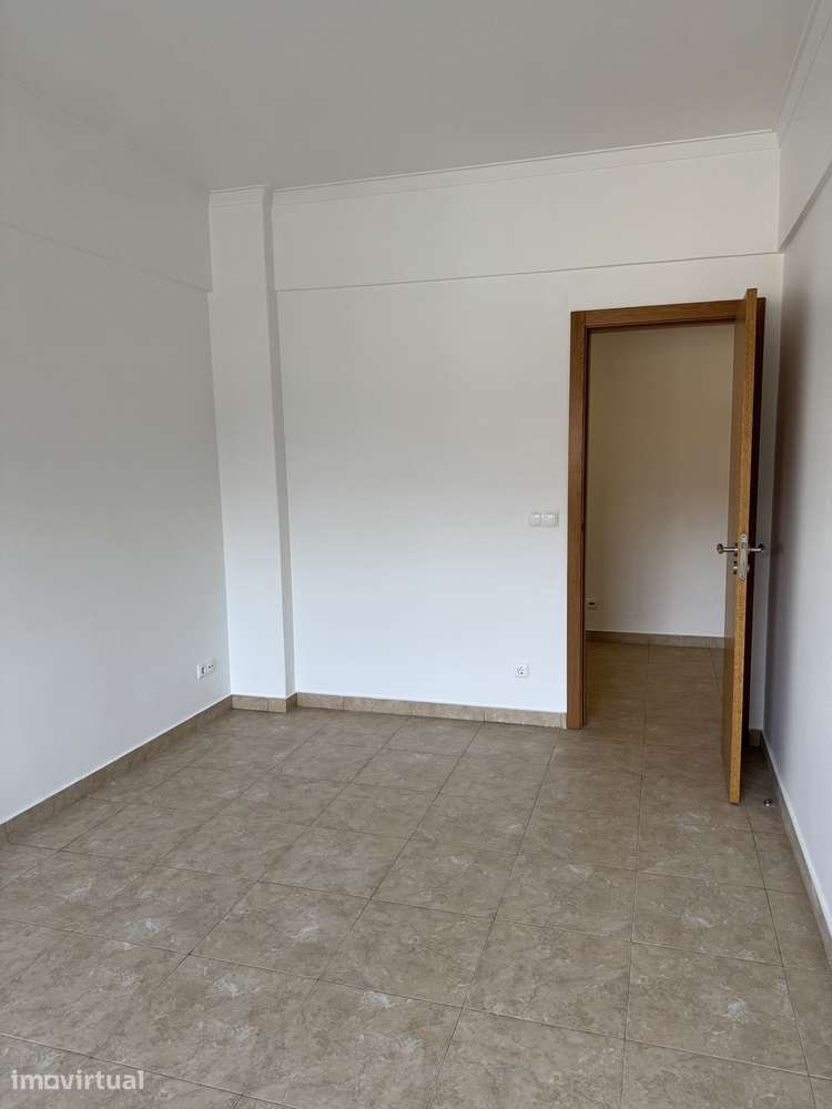 T2 para Arrendamento – Bobadela, Loures - Grande imagem: 4/11