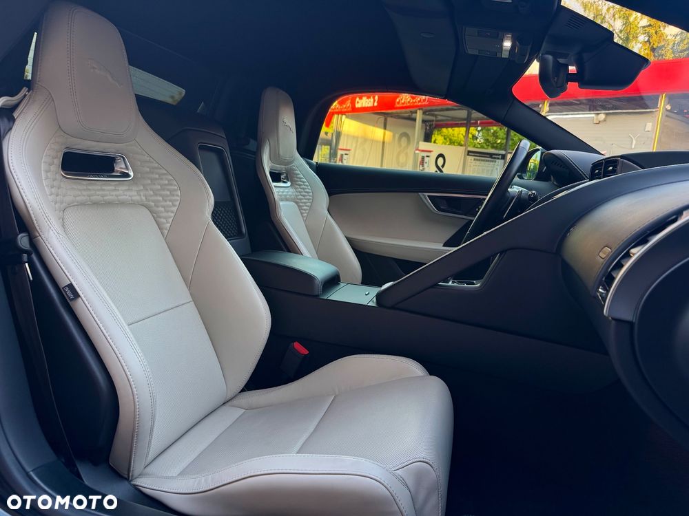 Jaguar F-Type 2.0 Turbo R-Dynamic Black - 14