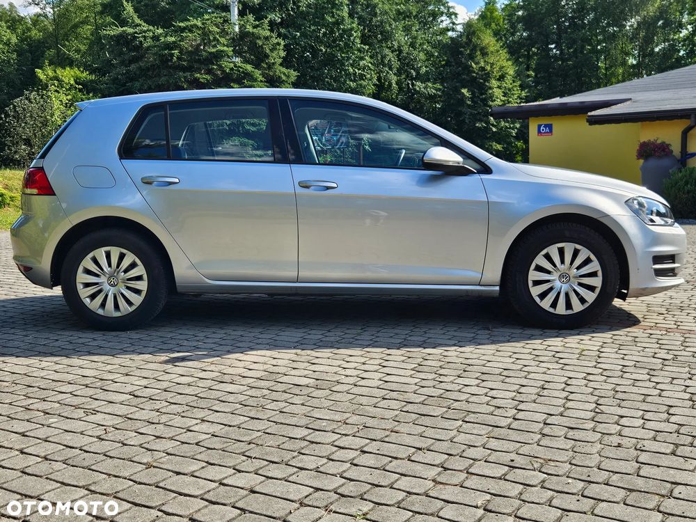 Volkswagen Golf 1.2 TSI BMT Comfortline - 4