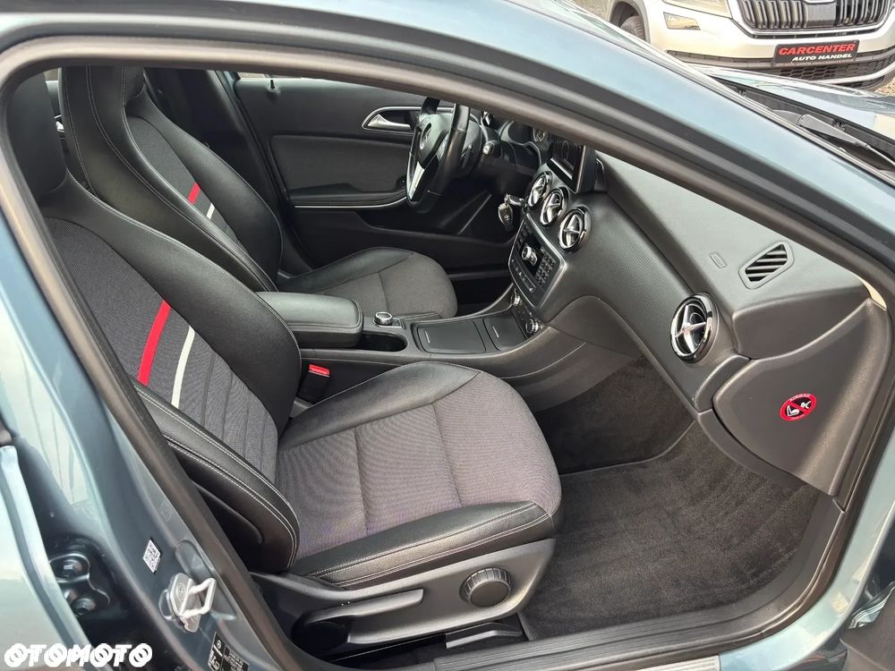 Mercedes-Benz Klasa A 180 (BlueEFFICIENCY) 7G-DCT Urban - 16