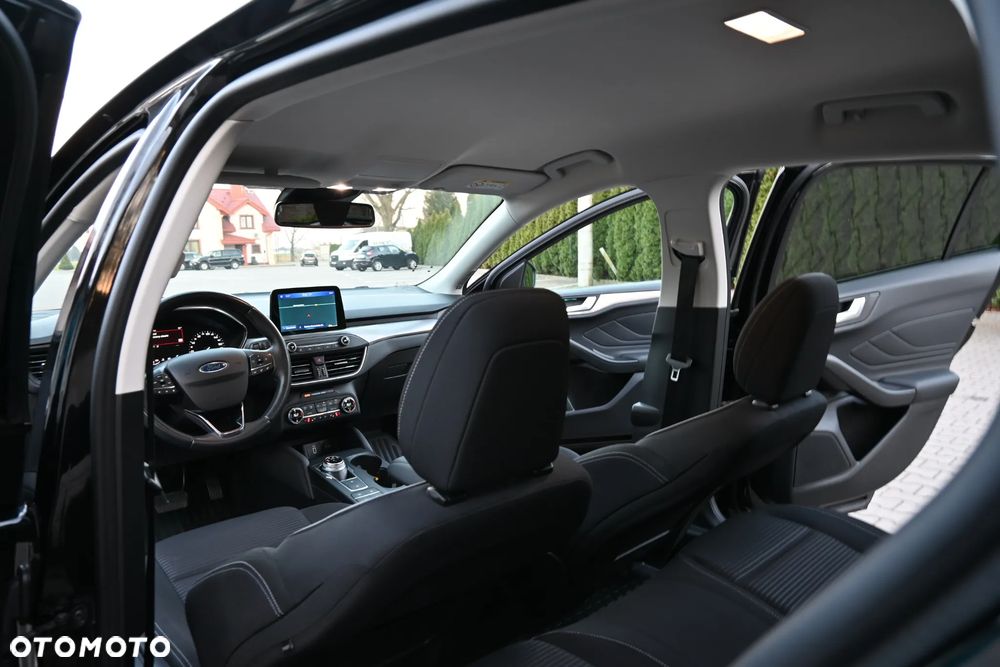 Ford Focus SW 2.0 TDCi Titanium ASS PowerShift - 36